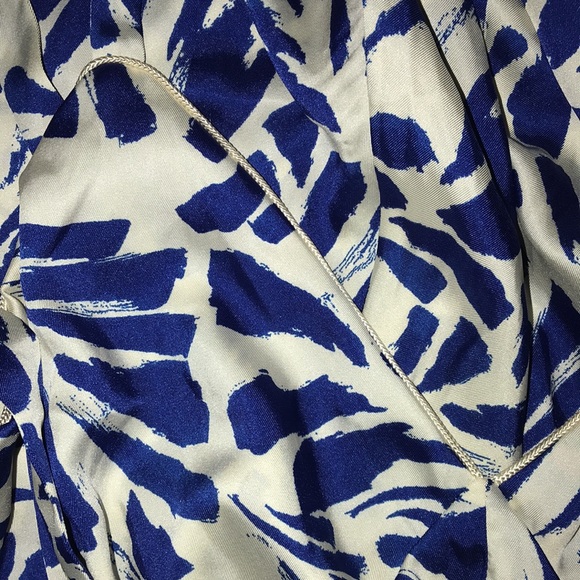 New Asymmetrical blue and white Alexis Dress - Picture 8 of 10
